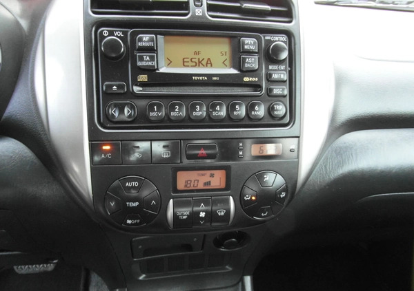 Toyota RAV4 cena 37000 przebieg: 138000, rok produkcji 2004 z Kraków małe 781